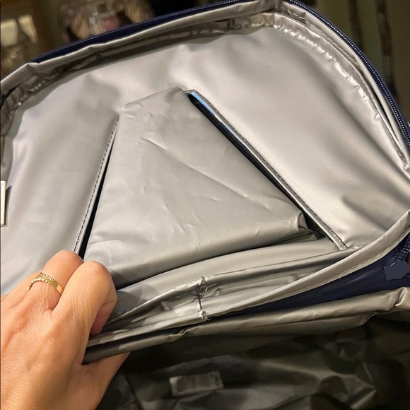 #**026= Unisex Colorful Patterned “ geckobrands cooler bag “ Make An Offer. - Picture 7 of 10